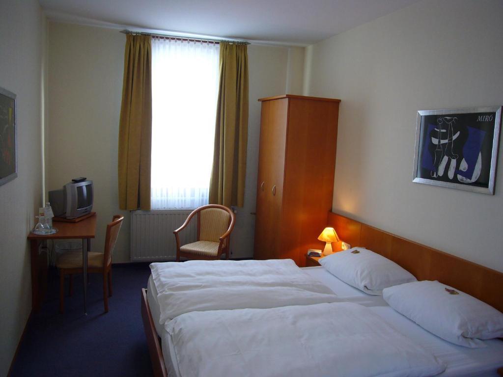 Hotel Deutsches Haus Kaub Phòng bức ảnh
