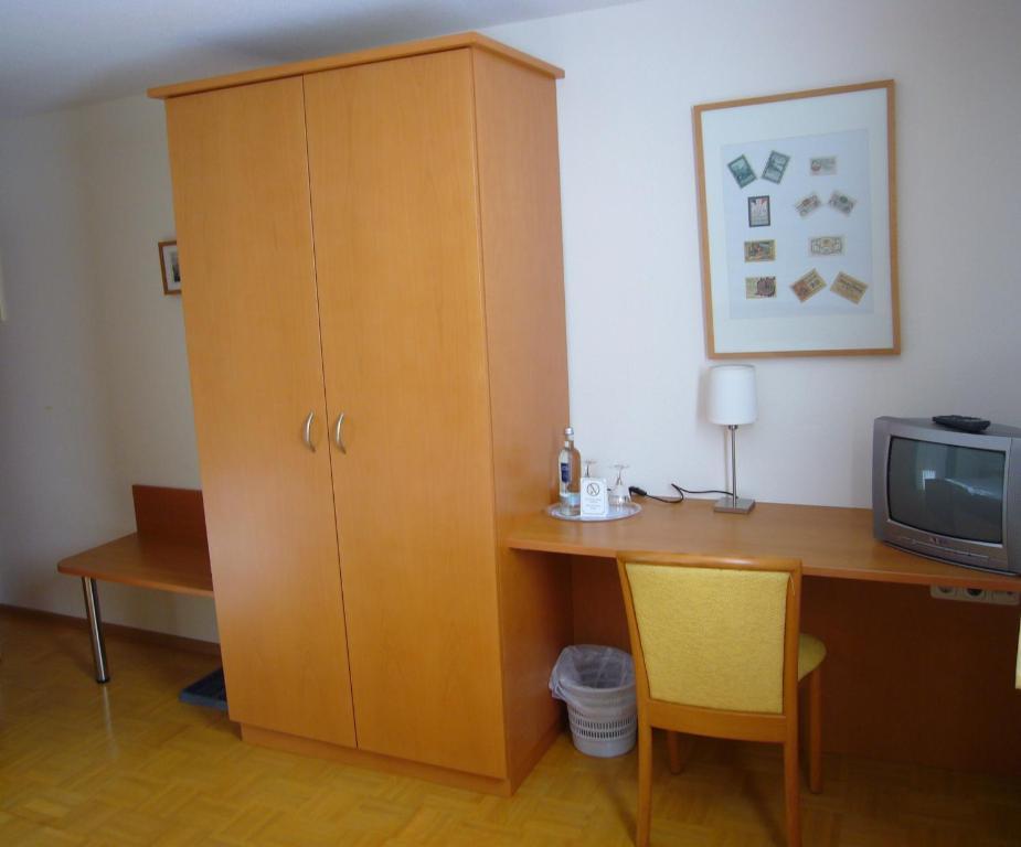 Hotel Deutsches Haus Kaub Ngoại thất bức ảnh