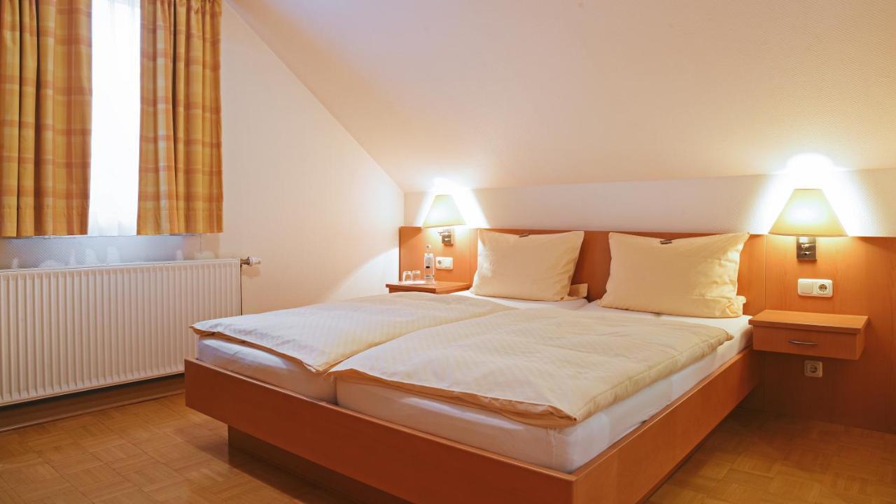 Hotel Deutsches Haus Kaub Ngoại thất bức ảnh